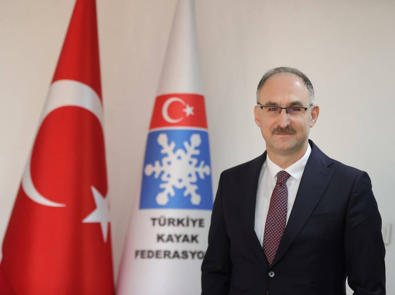Kayak Federasyonu'na Bursalı Başkan; Prof. Dr. Süleyman Şahin seçimde fark yarattı 1 fedbsksuleymansahin 1