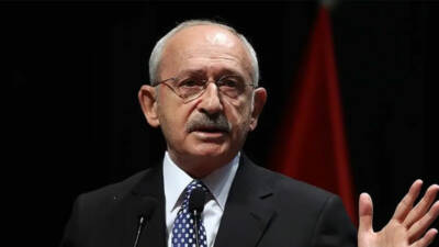 CHP'de mahkeme kararıyla genel başkanlık görevine getirilen Kemal Kılıçdaroğlu ilk