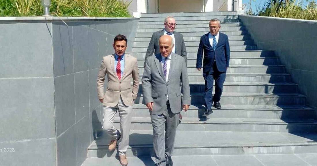 Gemlik Kaymakamı Osman Aslan Canbaba ile Gemlik Meslek Yüksekokulu Müdürü