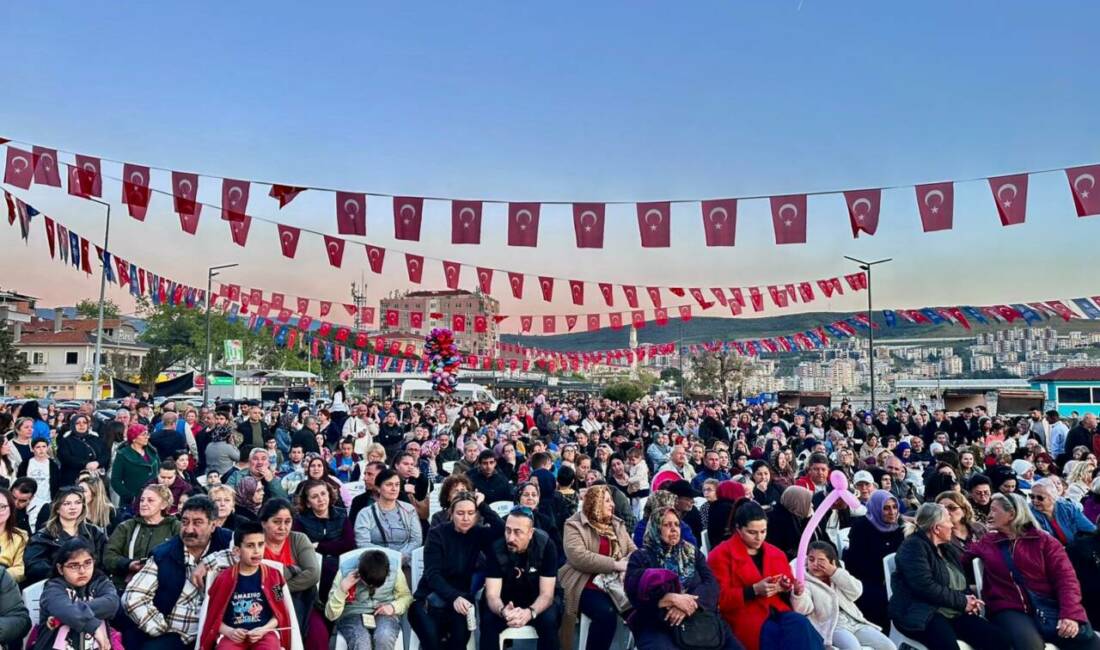 Hıdırellez coşkusu Gemlik’te renkli görüntülere sahne oldu. Gemlikliler, baharın gelişini
