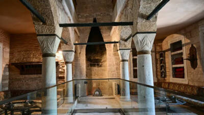 Topkapı Sarayı’ndaki harem bölümünde yıllardır kapalı durumdaki bir alan daha