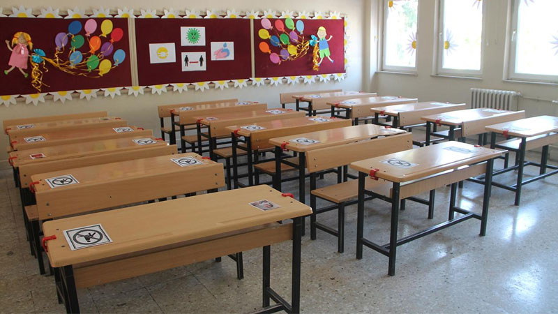 Olay Gazetesi Yazarı Ahmet Emin Yılmaz, Yeşilay'ın okullara geri dönüşünü