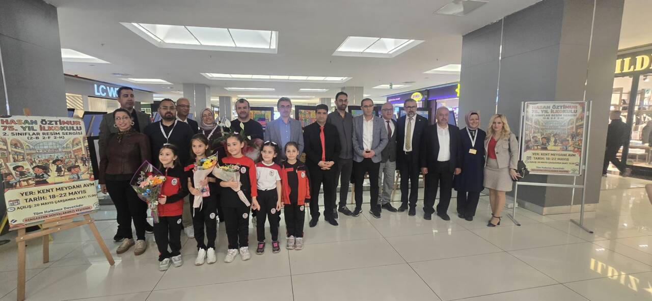 Bursa Hasan Öztimur 75. Yıl İlkokulu'nun minik öğrencilerinden rengarenk sergi 6 hasan oztimur 75 yil ilkokulu5