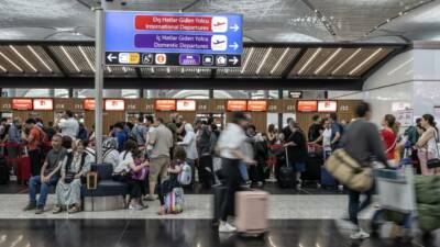İstanbul ve Sabiha Gökçen havalimanlarında Kurban Bayramı tatili dolayısıyla yolcu