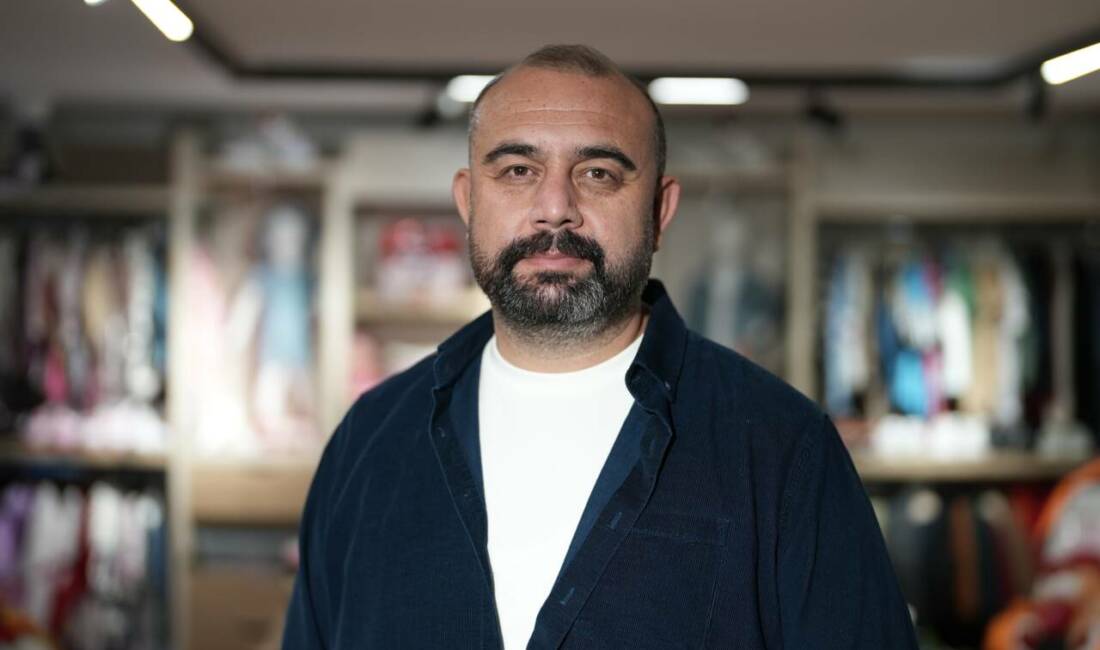 Herkes onu Ankara abisi olarak tanıyor! Hayatı o gün değişti Sosyal medya platformlarında "Ankara Abisi" mahlasıyla tanınan, yardıma muhtaç kişilere