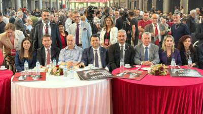 CHP Bursa İl Başkanlığı’nın Kurban Bayramı bayramlaşma programında dikkat çeken