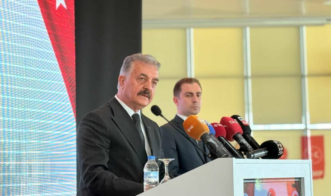 MHP Bursa’da bayramlaştı: Büyükataman’dan ‘Terörsüz Türkiye’ mesajı MHP Bursa İl Teşkilatı’nın Kurban Bayramı bayramlaşma programında konuşan MHP