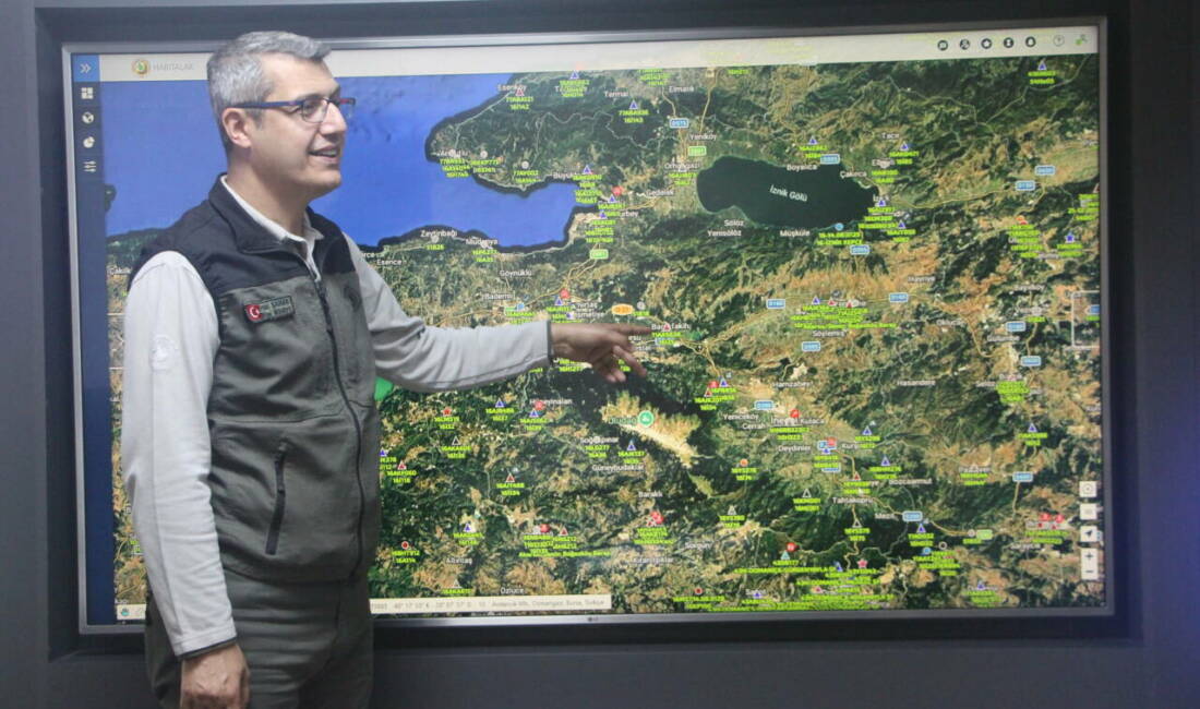 Bursa ormanlarına İHA’larla sıkı takip! Bölge Müdürü Şahan riskli 3 bölgeyi açıklayıp uyardı Bursa Orman Bölge Müdürü Erdal Şahan, yaklaşan yaz sezonu öncesinde