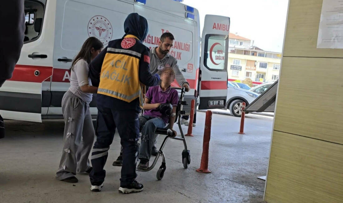Bursa’da ‘indirimli’ çiğ köfte faciası: Çok sayıda öğrenci hastanelik oldu Bursa'nın İnegöl ilçesinde marketten aldıkları 'indirimli' çiğ köfteyi yiyen aynı