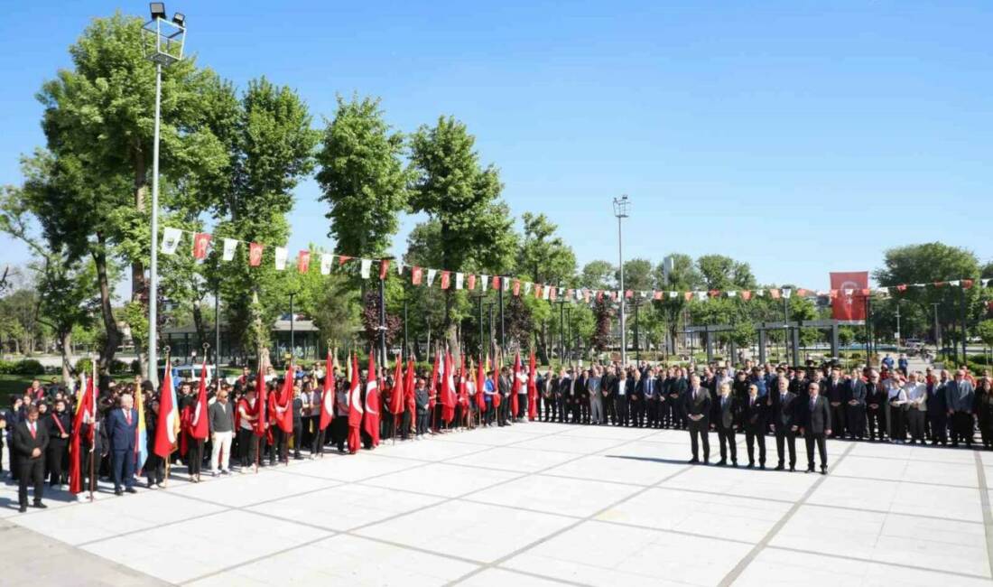 İnegöl’de 19 Mayıs coşkuyla kutlandı İnegöl’de 19 Mayıs Atatürk’ü Anma, Gençlik ve Spor Bayramı kapsamında