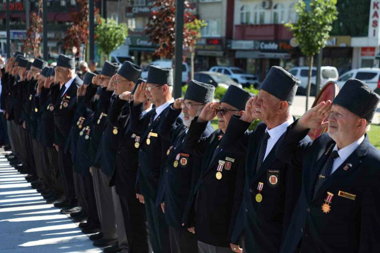 İnegöl’de 19 Mayıs coşkuyla kutlandı 3 inegolde 19 mayis coskuyla kutlandi a060ce8ed876
