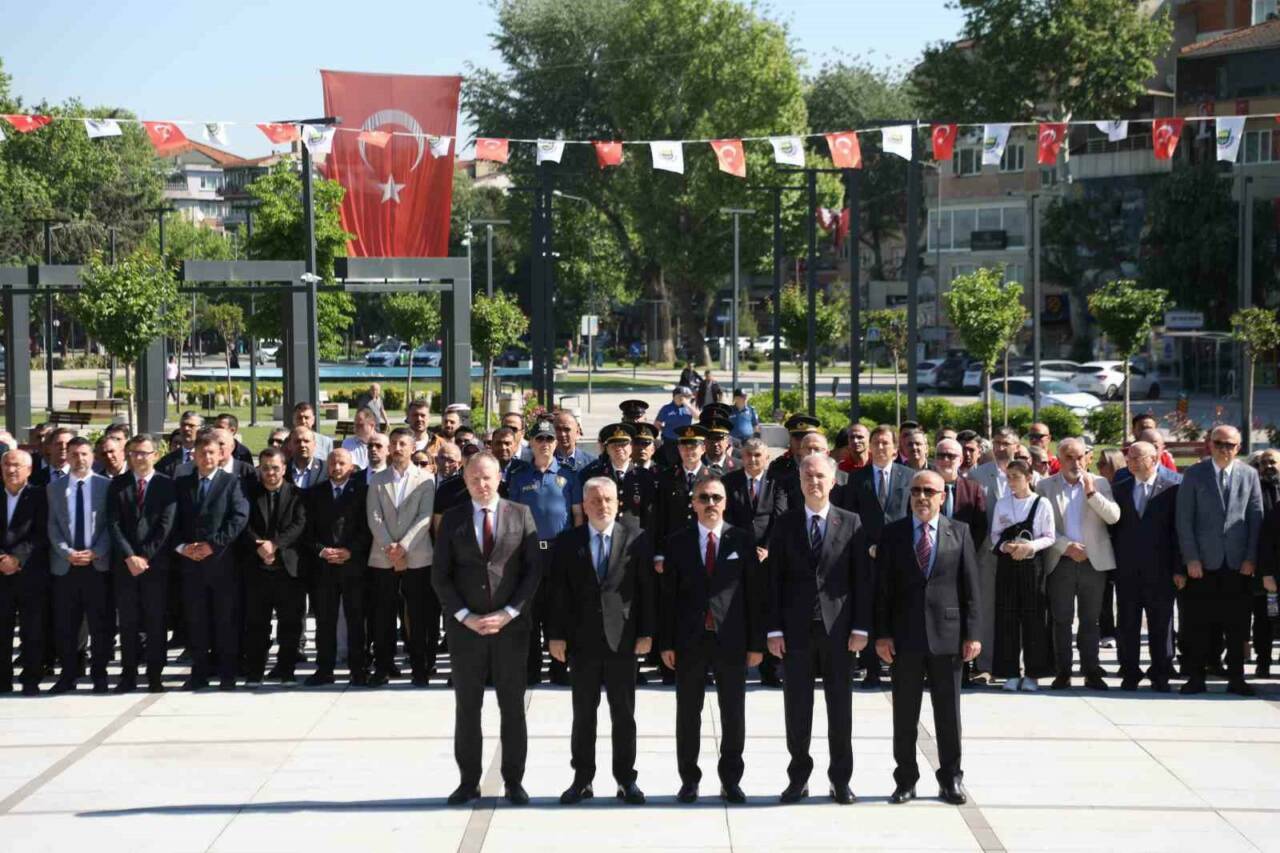 İnegöl’de 19 Mayıs coşkuyla kutlandı 1 inegolde 19 mayis coskuyla kutlandi d5644e6e3318