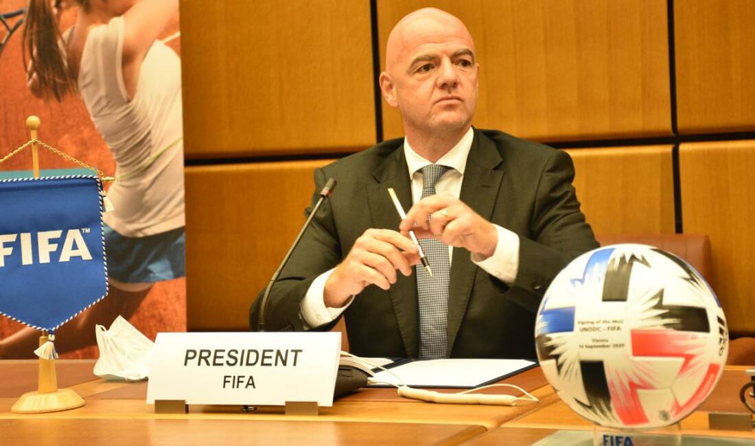 FIFA Başkanı Gianni Infantino, gelecek yıl başkanlığa yeniden aday olacağını