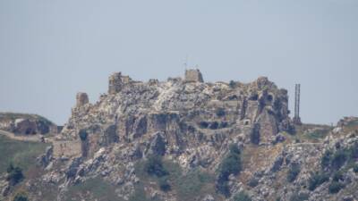 İsrail ordusu, ateşkese rağmen kara saldırılarını genişlettiği Lübnan'da Litani Nehri'nin