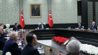 Cumhurbaşkanı Recep Tayyip Erdoğan, yeni haftanın ilk gününde kabine toplantısına