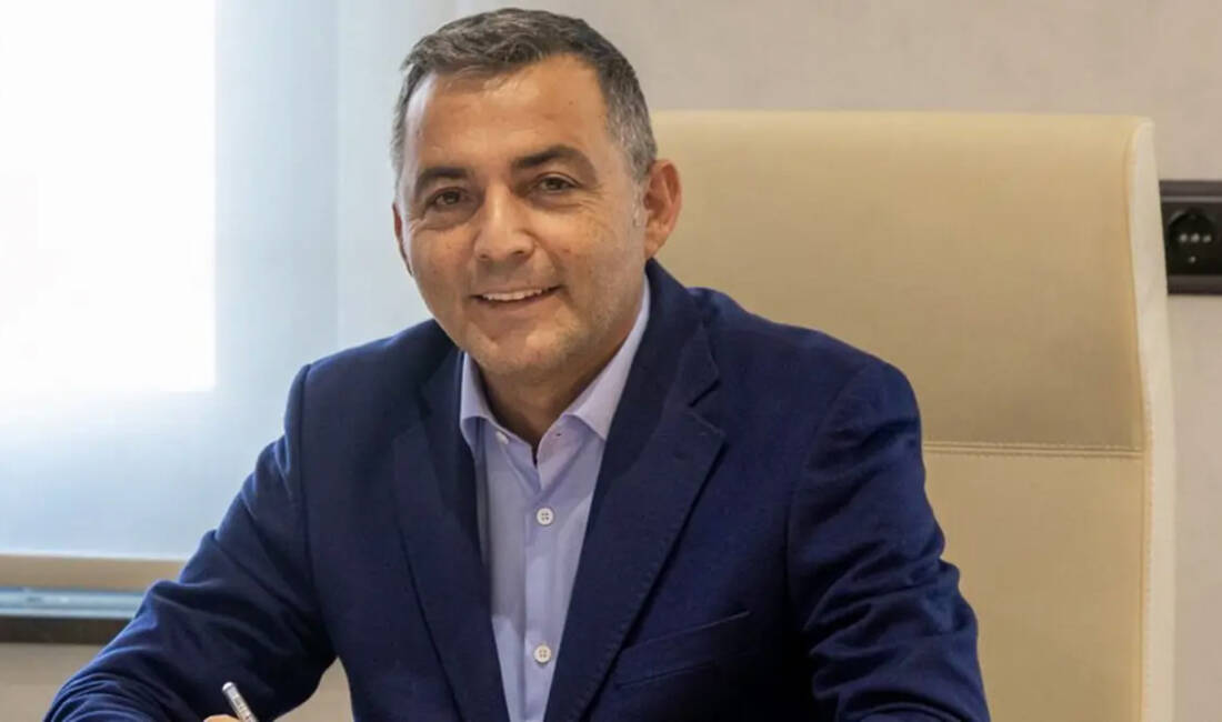 Manavgat Belediyesi yolsuzluk davası: Niyazi Nefi Kara için karar Antalya'nın Manavgat Belediyesi'ne yönelik yolsuzluk ve rüşvet davasında görevden uzaklaştırılan