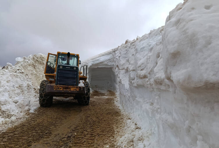 mayista 3 metrelik kar tunelleri 8f45a95860a1