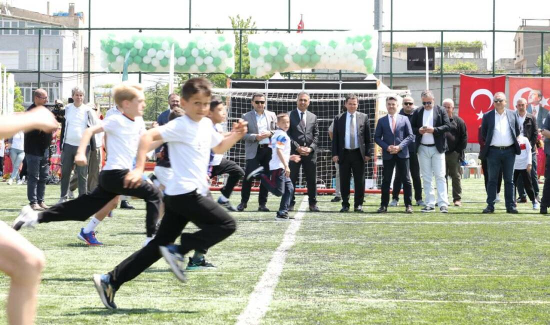 Bursa’da Çocuk Olimpiyatları! Nefes kesen yarışlar… Osmangazi Belediyesi ile Osmangazi İlçe Milli Eğitim Müdürlüğü iş birliğinde,