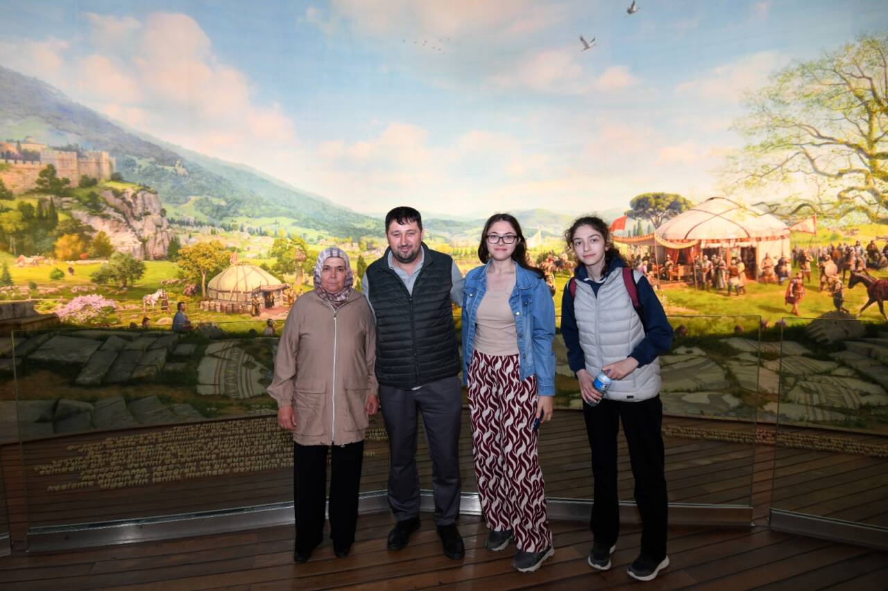 Bursa'da sinemayı tarihle buluşturan etkinlik 4 Osmangazi’de Sinemayı Tarihle Buluşturan Etkinlik