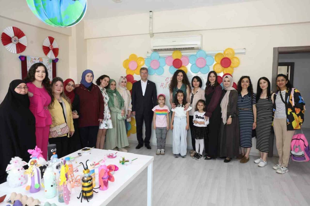 osmek kursiyerlerinin eserleri hudavendigarda sergilendi cc3f83ca5613