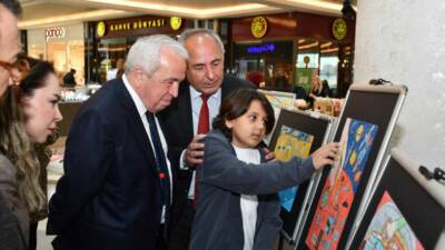 Nilüfer Belediyesi Bursa Rotary İlkokulu öğrencilerinin hazırladığı ‘Renklerin Dünyası Resim
