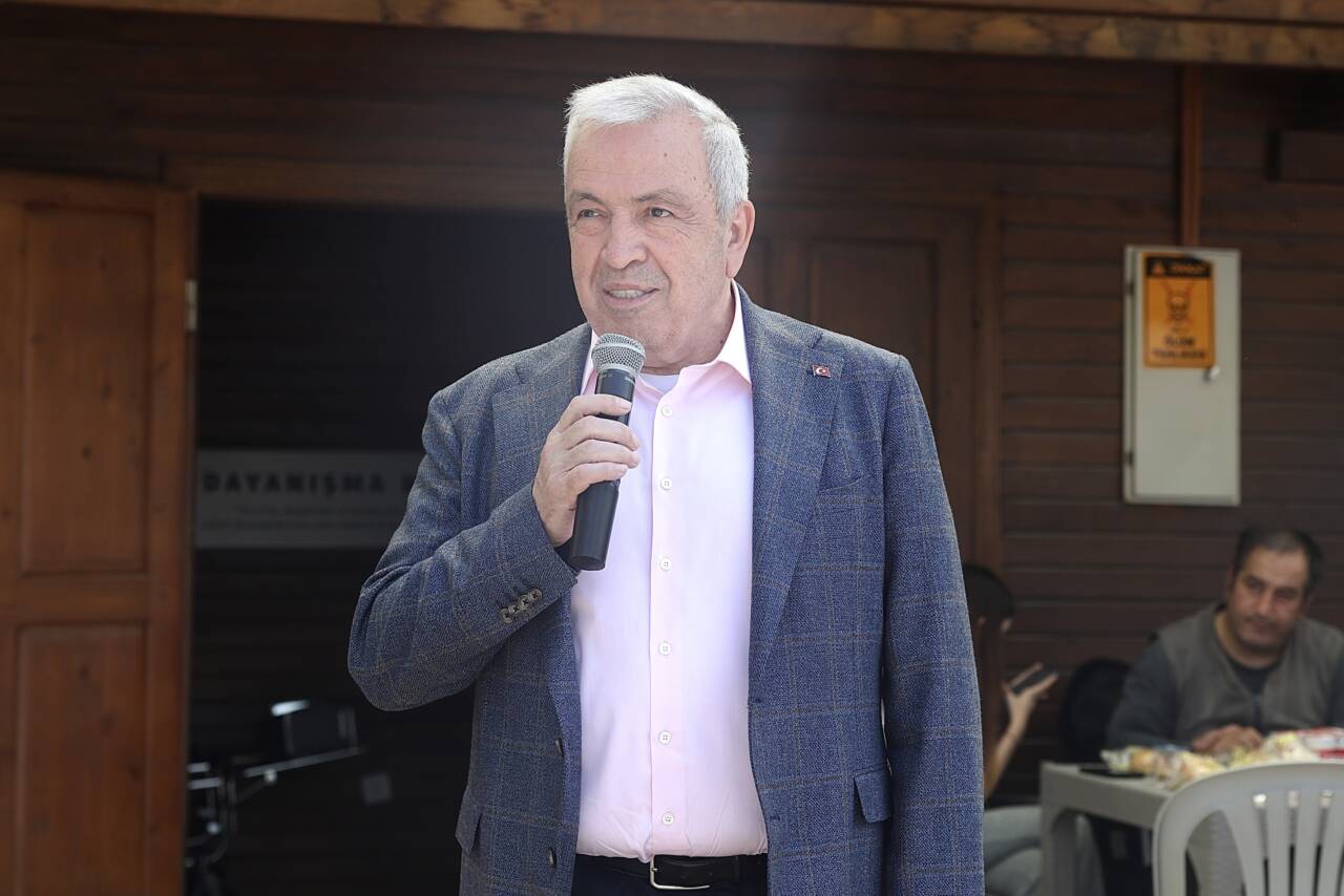 Başkan Şadi Özdemir Anneler Günü’nü Bizim Ev katılımcılarıyla kutladı 2 sadi ozdemir