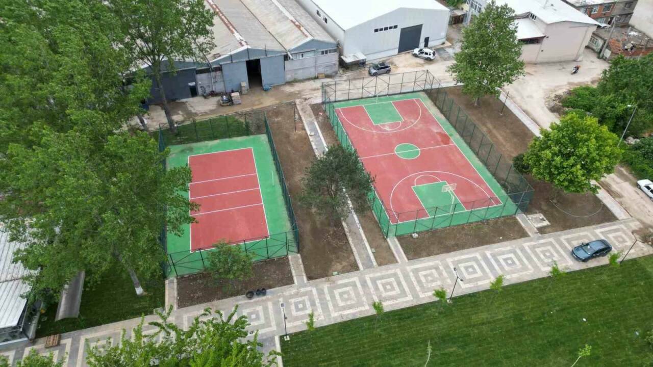 Bursa'daki o park yenileniyor 6 sehit piyade er hakan soylemez mahalle parki yenileniyor d6a46532107f
