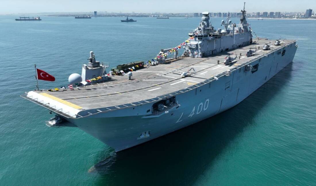 TCG Anadolu, SAHA 2026’da vatandaşların ziyaretine açıldı Deniz Kuvvetleri Komutanlığına ait çok maksatlı amfibi gemi TCG Anadolu,