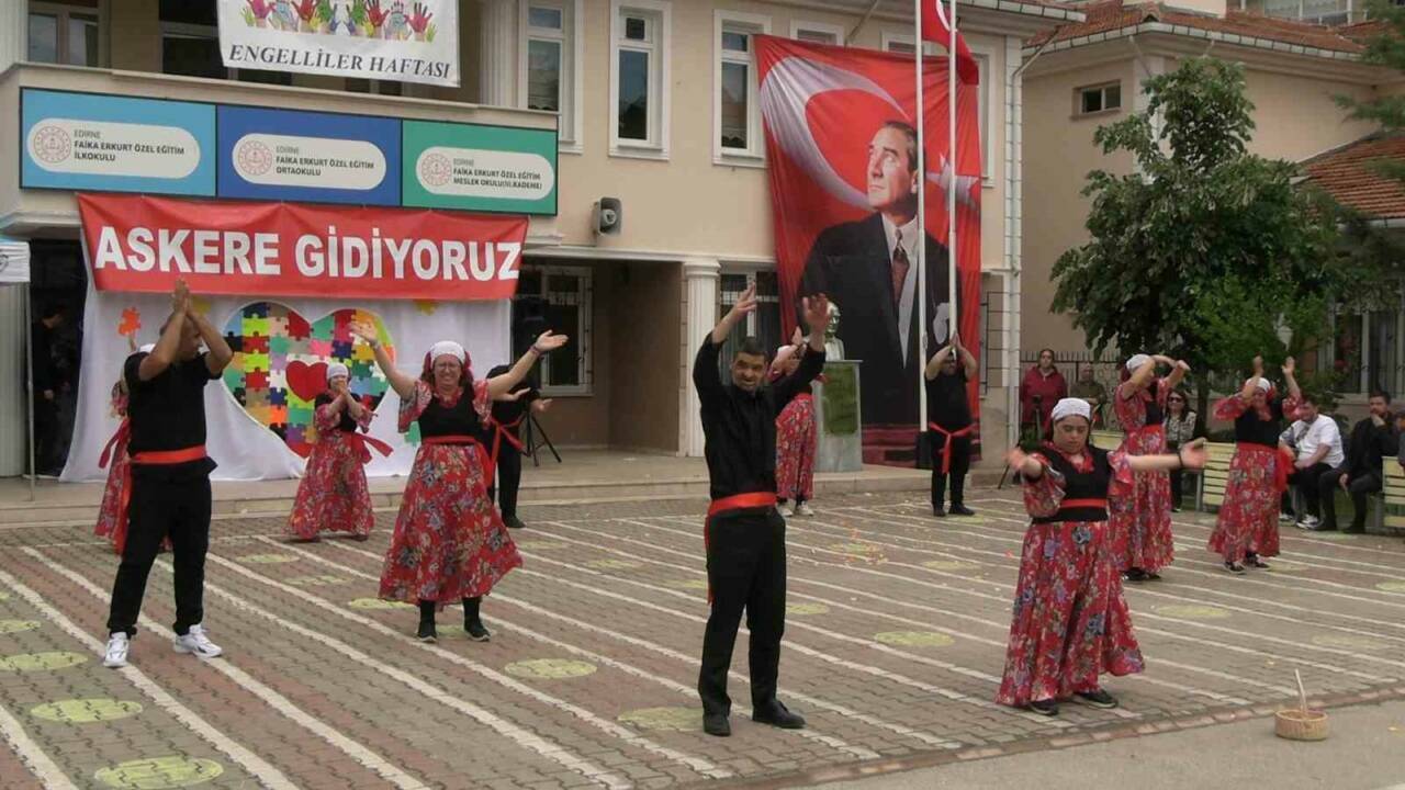 Temsili askerlik töreninde duygu dolu anlar 4 temsili askerlik toreninde duygu dolu anlar bda1b9be0e51