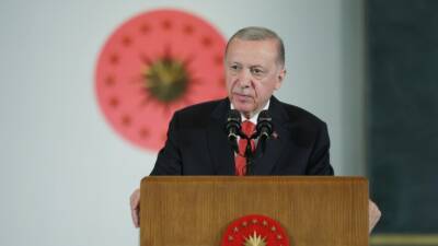 Cumhurbaşkanı Recep Tayyip Erdoğan, Türkiye'nin ihracatta yeni rekorlar kırmaya devam