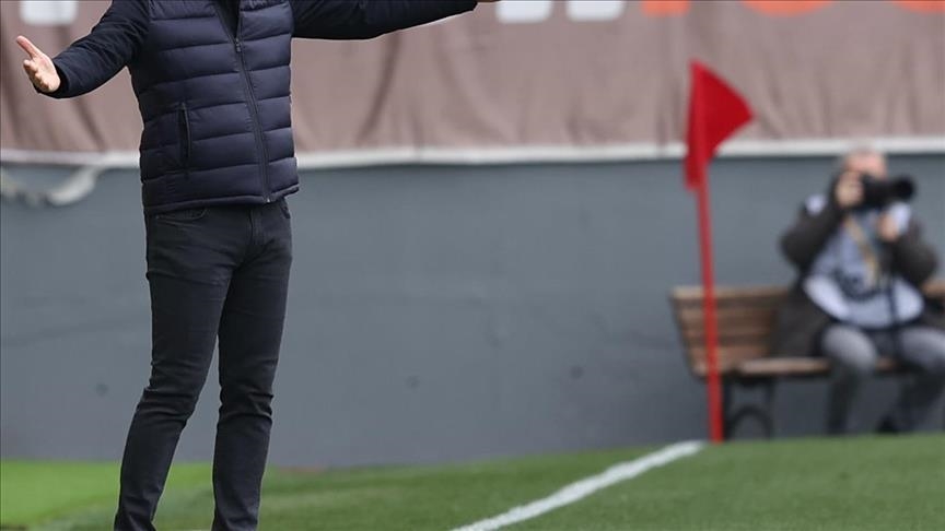 Trendyol Süper Lig'de 2025-2026 sezonunda 18 takım, 35 farklı teknik