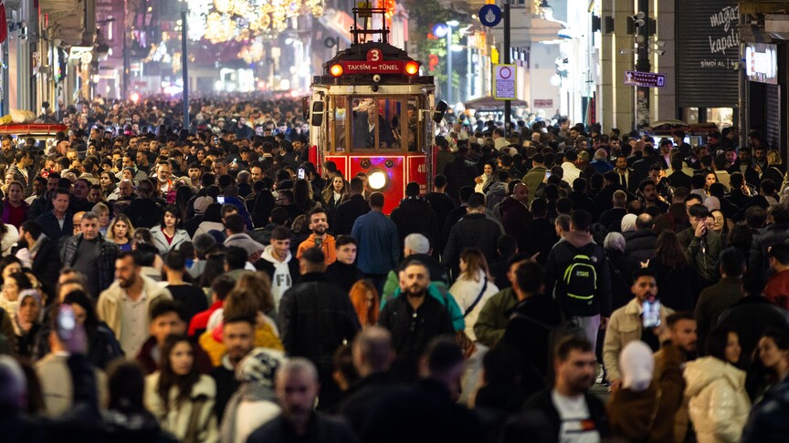 Türkiye'de en çok kullanılan isimler sıralamasında "Mehmet" ve "Fatma" 2025'te