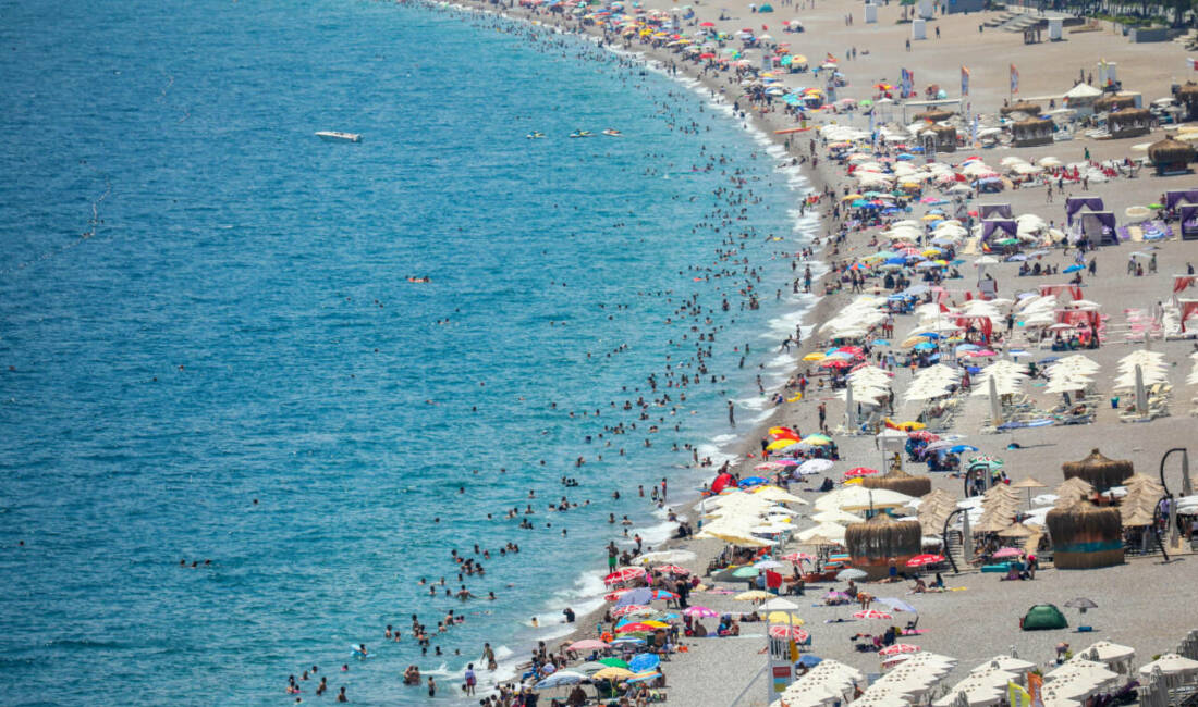 Turizmde 9 gün tatil ve iki bayram sevinci Kurban Bayramı tatilinin 9 güne çıkartılması ve bu yıl Avrupa'daki