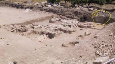 Mersin’nde Soli Pompeipolis Antik Kenti içinde kalan ve 2021 yılında