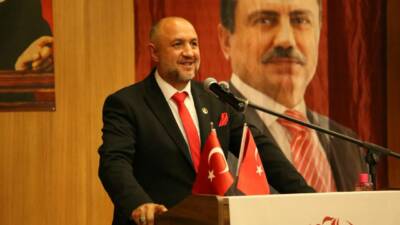 Büyük Birlik Partisi Orhangazi İlçe Başkanlığı olağan genel kurulunda mevcut
