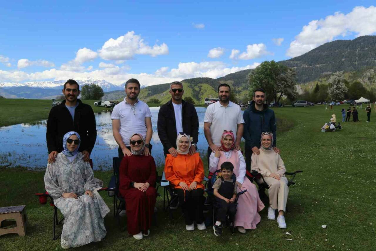 Yaz gelince kuruyor, sadece 2 ay ömrü var! 3 yaz gelince kuruyor sadece 2 ay omru var f890b2294c5d