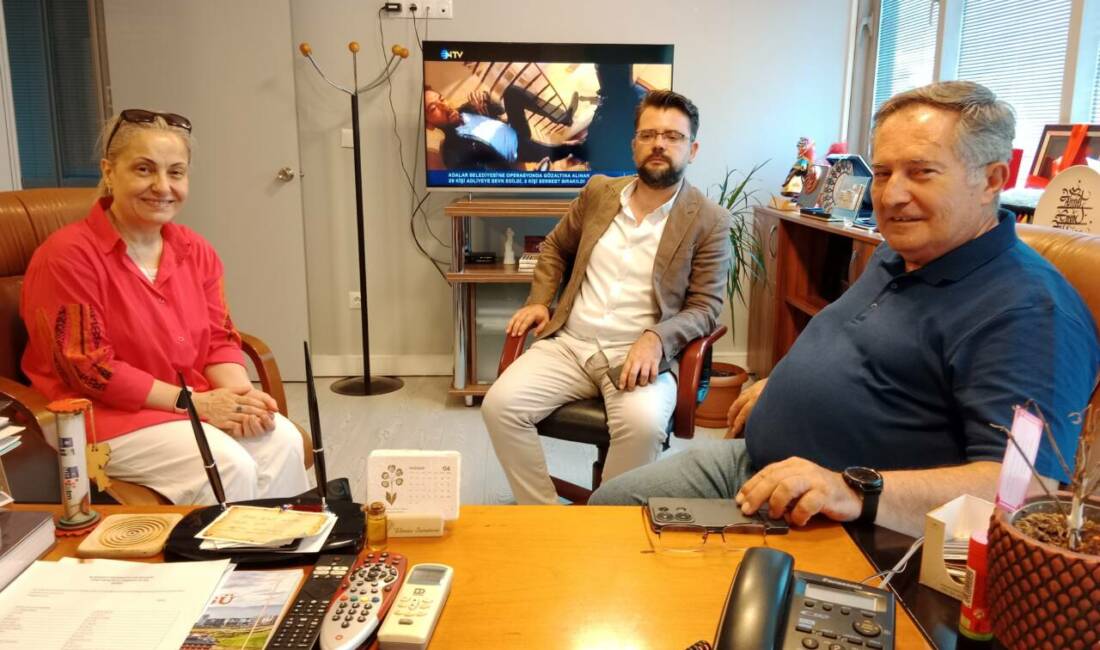 Bursa’nın geleceği için kent dinamiklerine ortak çağrı! Olay Gazetesi Yazarı Ahmet Emin Yılmaz, DP Osmangazi İlçe Başkanlığının ziyaretini