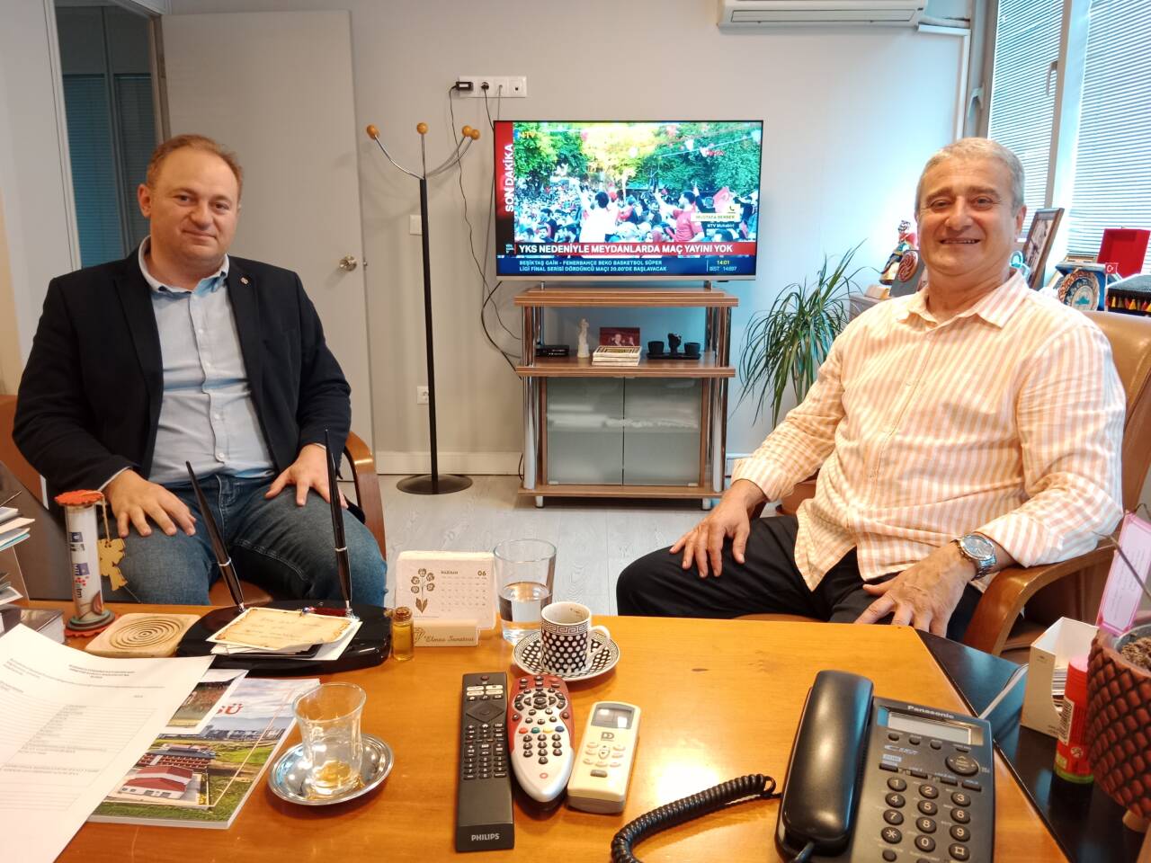 Dijital ortamın etkisi: Gençler yalnızlaştı, kuşaklar arası deneyim paylaşımı azaldı! 7 1 yazi icin mudanya kent konseyi baskani ozan kozan ve av yener