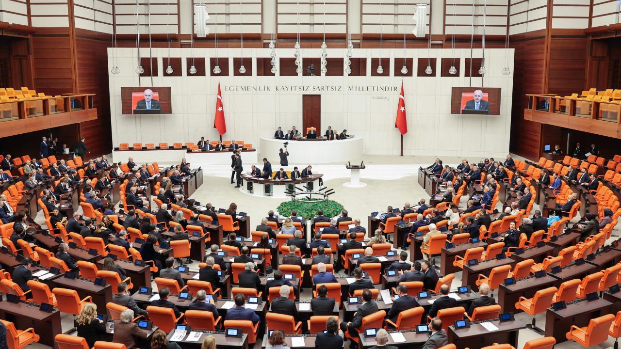 10 milletvekiline ait dokunulmazlik dosyalari mecliste 46fa93382be4