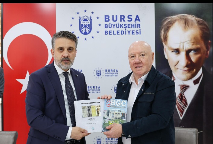 2 yazi icin bursa gazeteciler cemiyeti baskani nuri kolayli ve buyuksehir belediye baskanvekili sahin biba36444chskc6