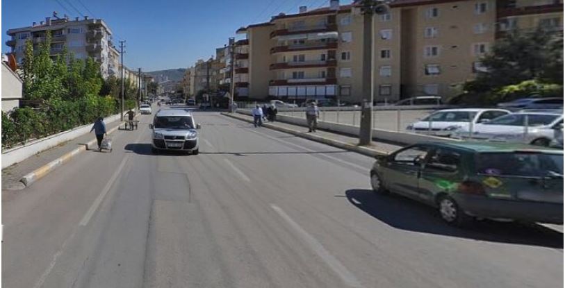 Olay Gazetesi Yazarı Ahmet Emin Yılmaz, Mudanya yolundaki trafik problemini