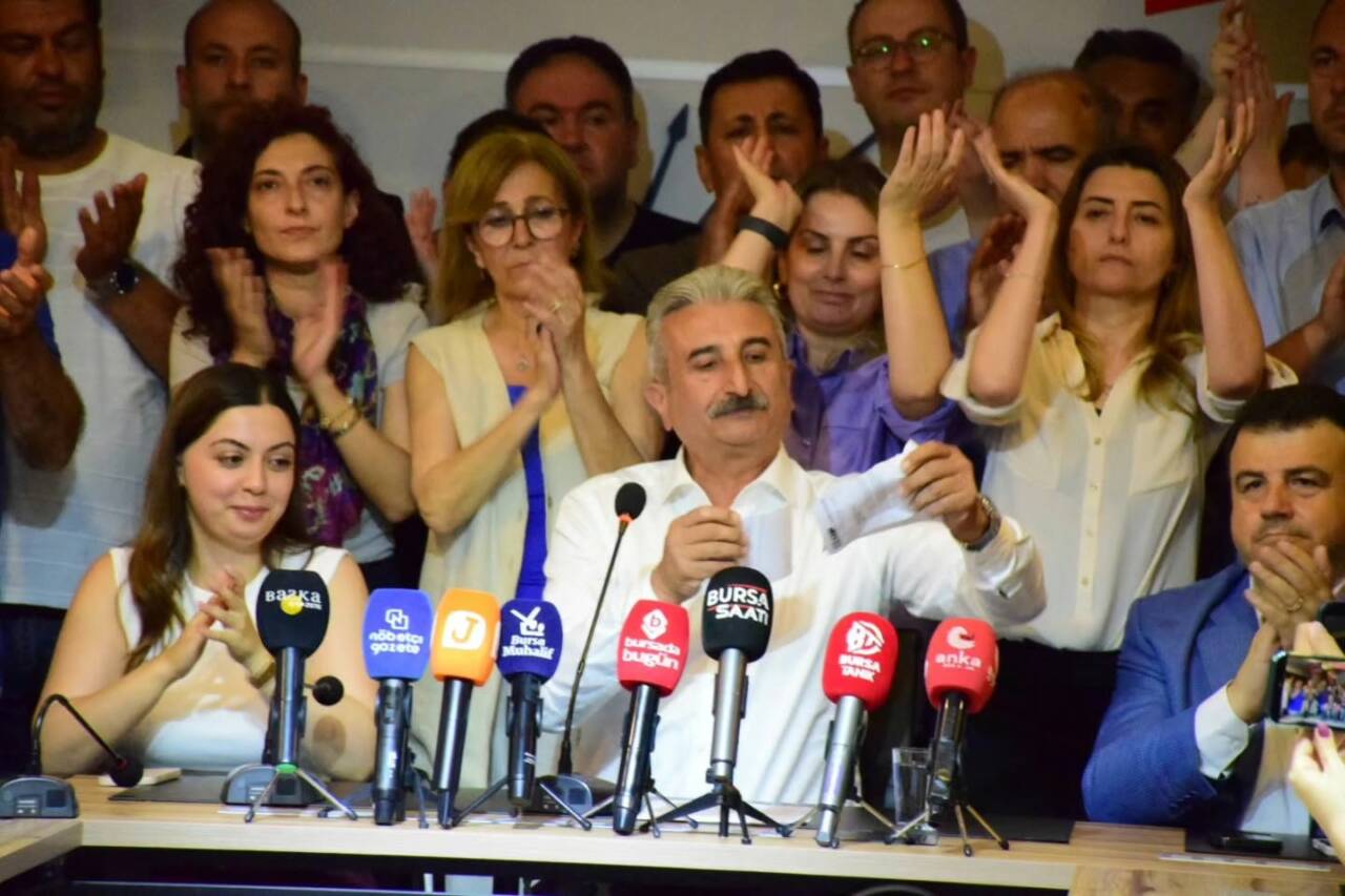 Özkan’dan ilk mesaj: Başka partiye gerek yok, kimse ötekileştirilmeyecek