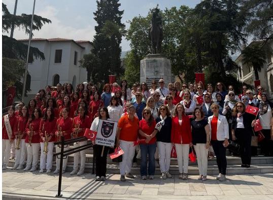 CHP resmen iki farklı parti oldu: Kürsü savaşları nasıl sonuçlanır?