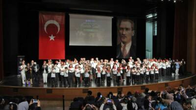 Bursa Büyükşehir Belediyesi tarafından "Birlikte Hayat, Birlikte Sanat’’ temasıyla düzenlenen