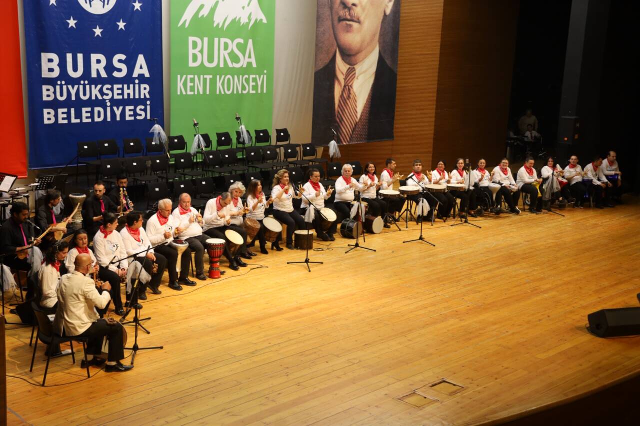 Bursa Kent Konseyi Engelliler Meclisi tarafından düzenlenen “Yaza Merhaba Konseri”,
