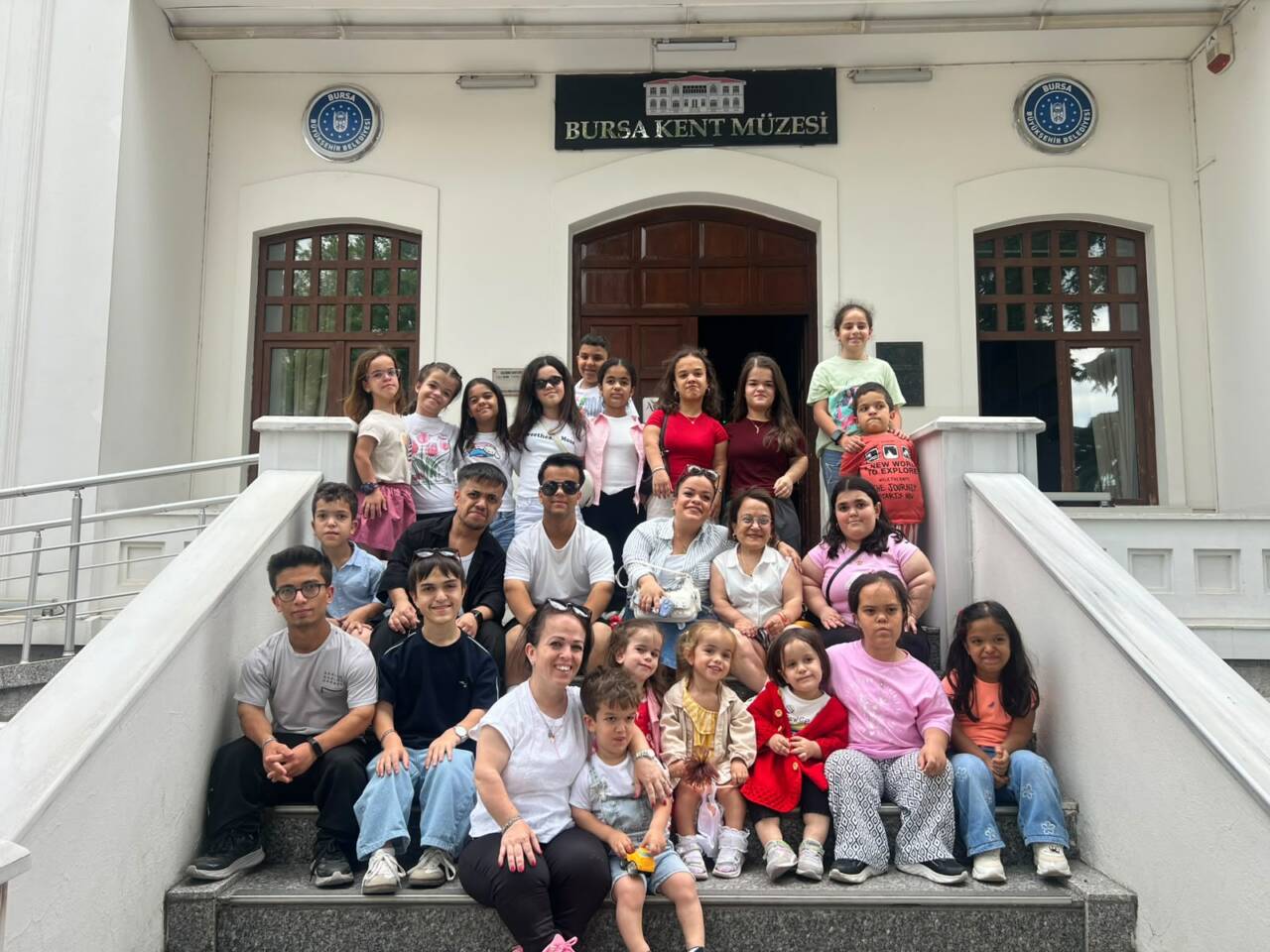 Akondroplazi bireyler Bursa'yı gezdi 6 37279mtzhmmq2nj7