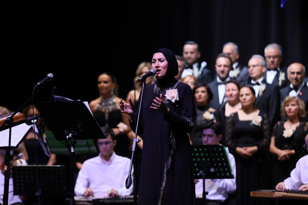 Bursa'da sanat müziğiyle 'yaza merhaba' 3 37324mtzhm2i4ng4