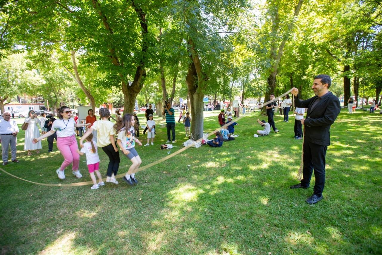 Bursa'da çocuklar sokak oyunlarıyla doyasıya eğlendi! 5 37326mtzhm2jkyj5