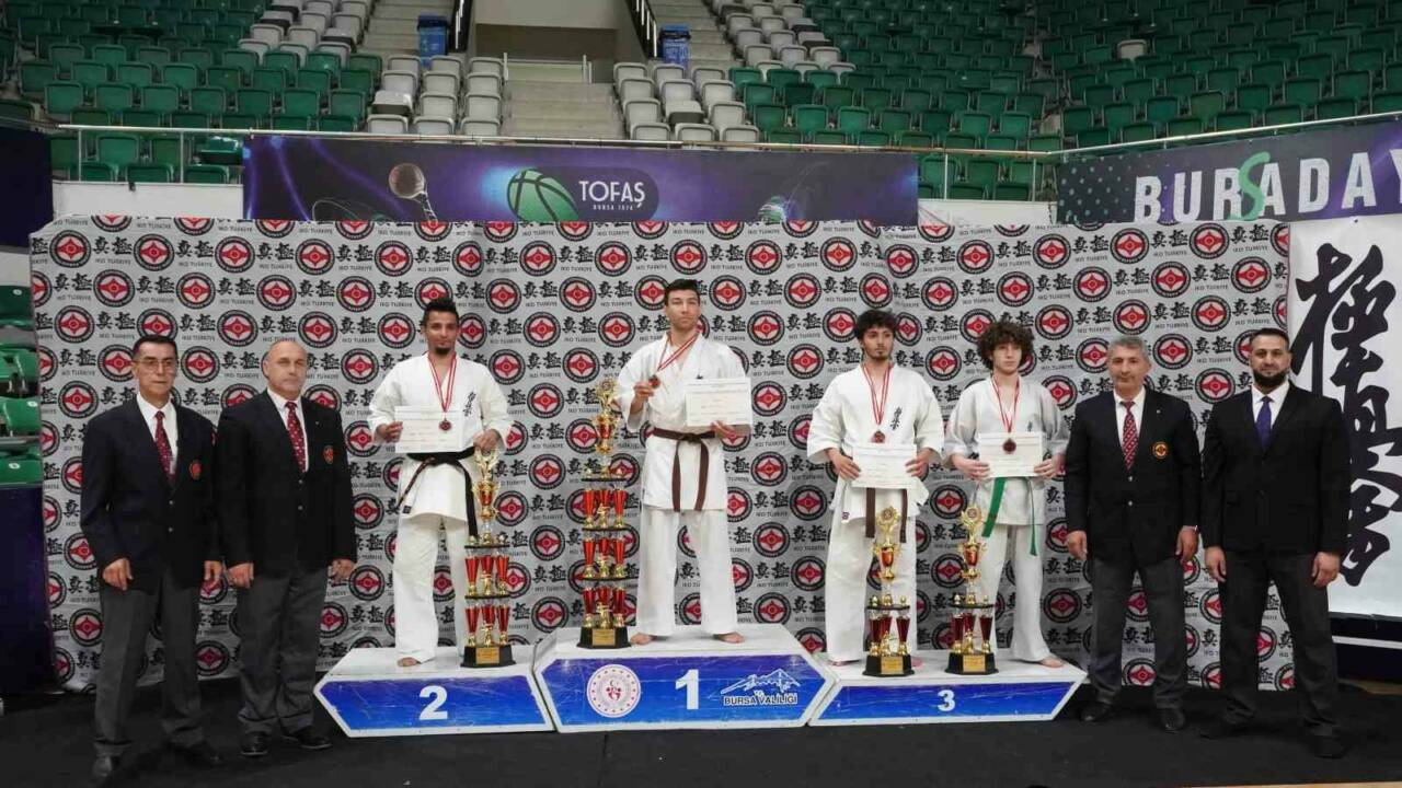 4 ülkeden gelen 180 sporcu Bursa’da buluştu 1 4 ulkeden gelen 180 sporcu bursada bulustu 3d8f253dd19e