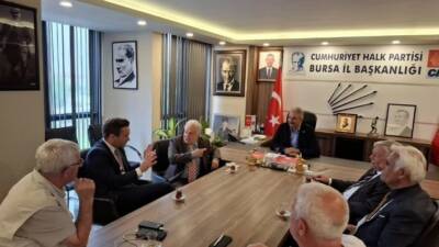 Olay Gazetesi Yazarı Ahmet Emin Yılmaz, iki Alman parlamenterin CHP